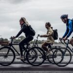 peatones y ciclistas