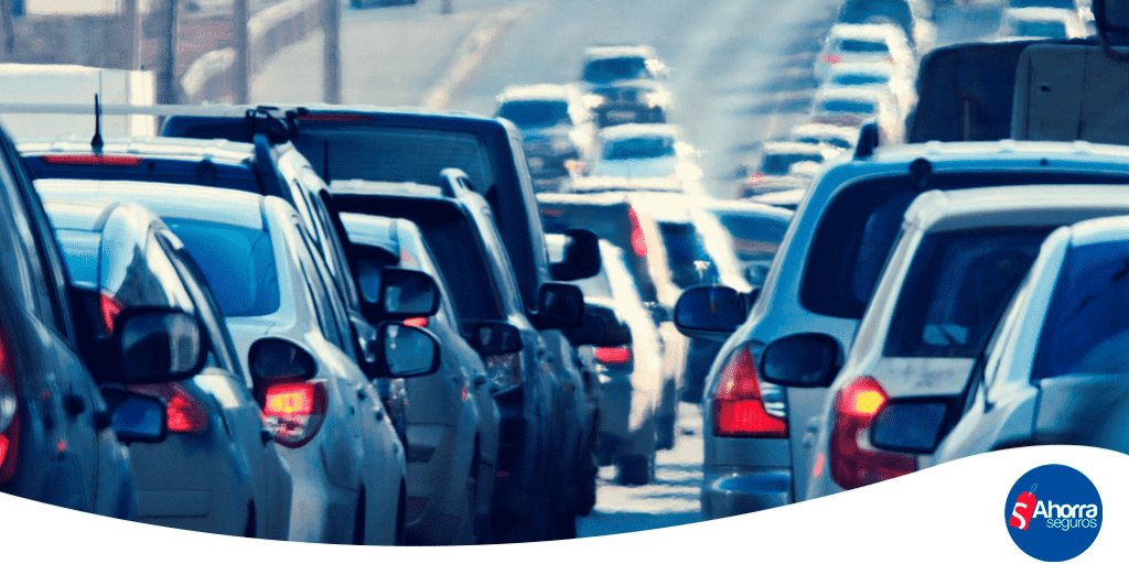 Durante las fiesta decembrinas el número de desplazamientos en auto aumenta, así como tambien los accidentes viales a la hora de conducir.