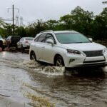 como manejar con lluvia