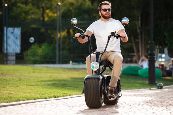 seguros para motos eléctricas