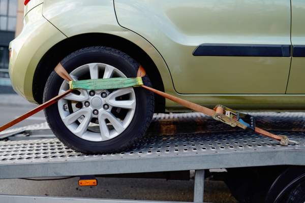 seguro para grúas de autos