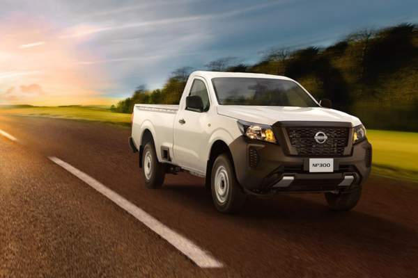 seguros_de_autos_nissan_np300 (1)