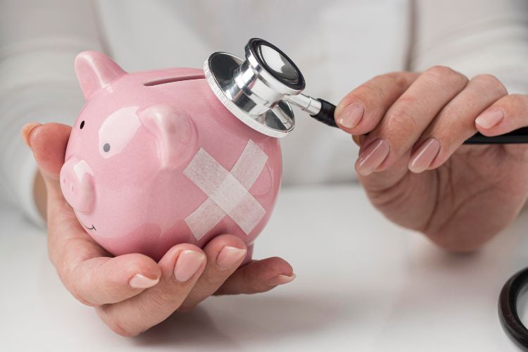 Cómo funciona el Seguro de Gastos Médicos Mayores