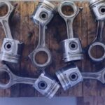 como cambiar una biela de motor